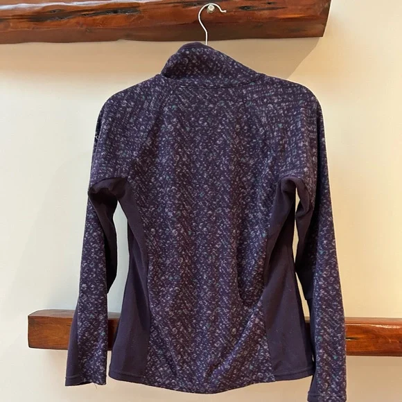 Fleece Top - Picture 2 of 8